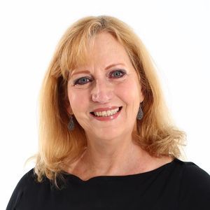 Meet your Posher, Linda